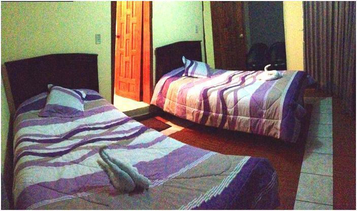 Hostal Jora Continental Cotacachi Quarto foto
