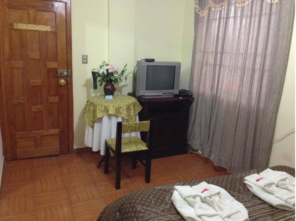 Hostal Jora Continental Cotacachi Quarto foto