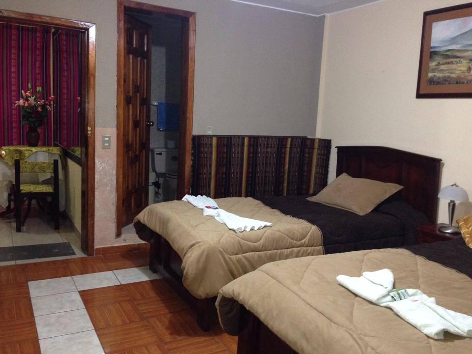 Hostal Jora Continental Cotacachi Quarto foto