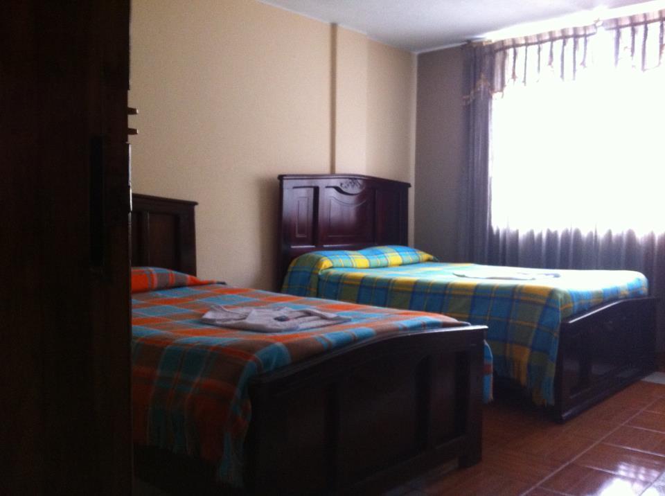 Hostal Jora Continental Cotacachi Quarto foto